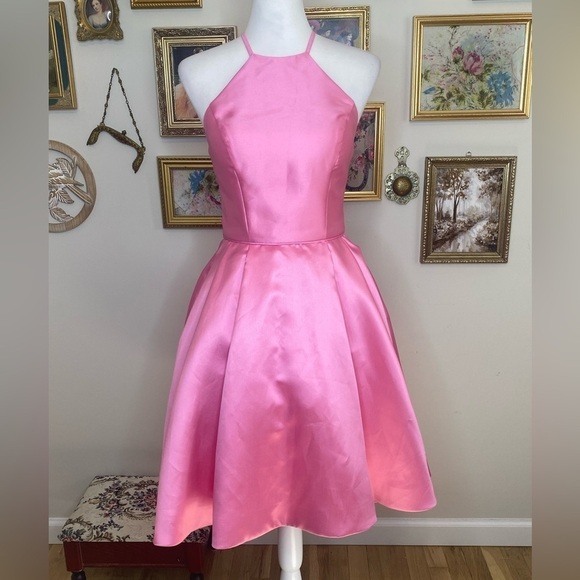 Sherri Hill Dresses & Skirts - Sherri Hill Vibrant Pink Halter Open Back Cut Out Short Dress Size 2 NWOT